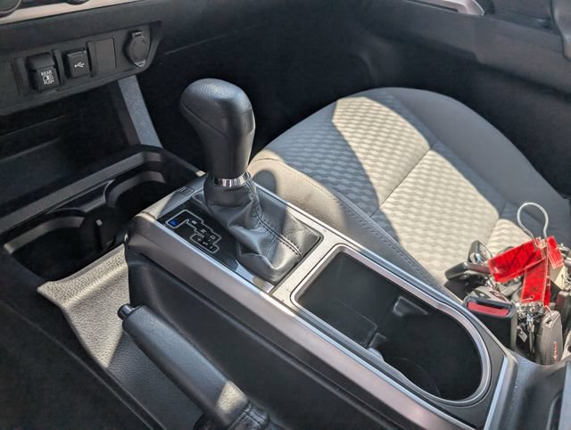 Used 2023 Toyota Tacoma SR5 AWD/4WD image 19