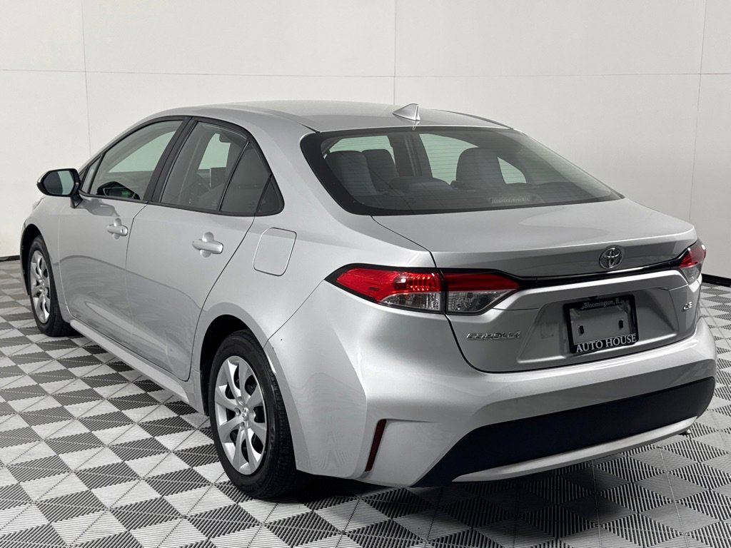Used 2020 Toyota Corolla LE image 7