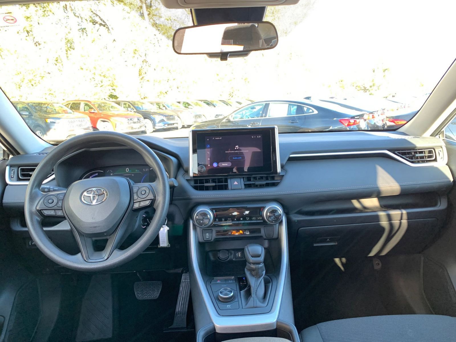 Used 2025 Toyota RAV4 LE image 32