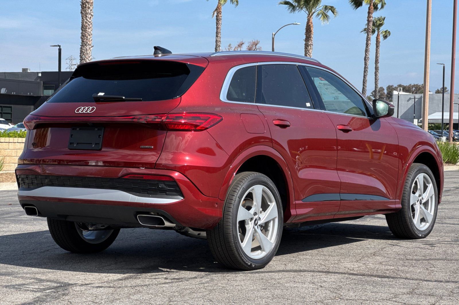 New 2025 Audi Q5 Premium Plus image 4