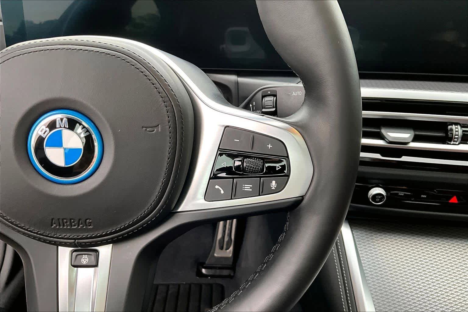 Certified 2024 BMW i4 eDrive40 w/ M Sport Package RWD image 26