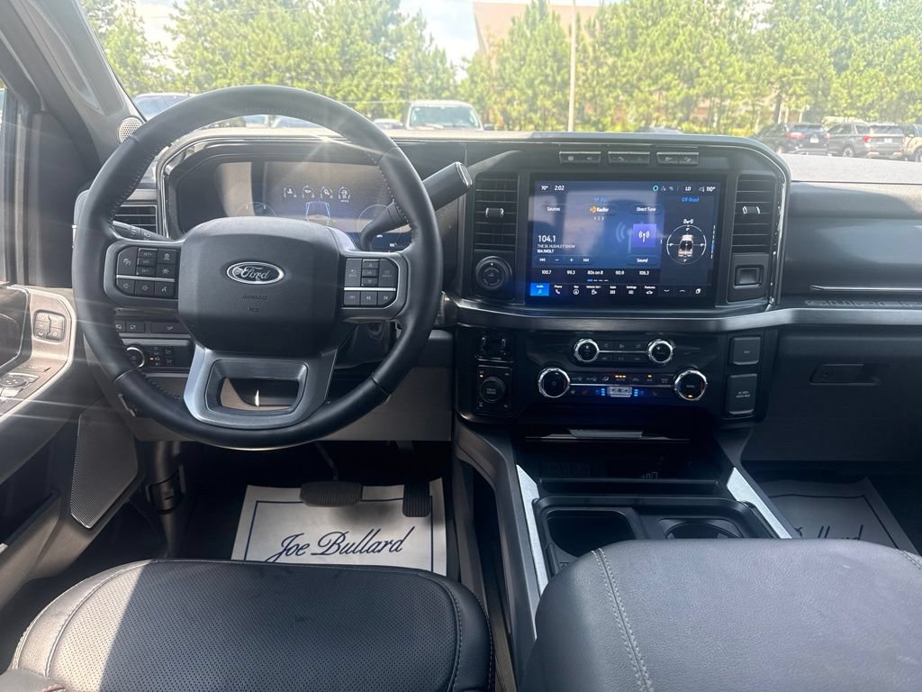 Used 2024 Ford F250 Lariat w/ Lariat Ultimate Package AWD/4WD image 3