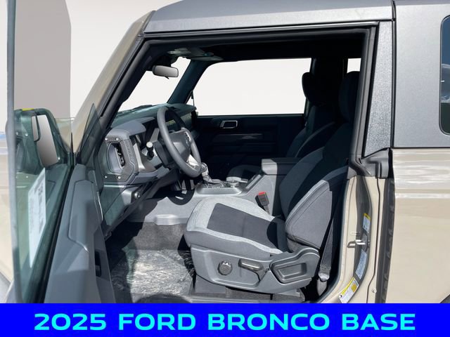 New 2025 Ford Bronco 2-Door image 9