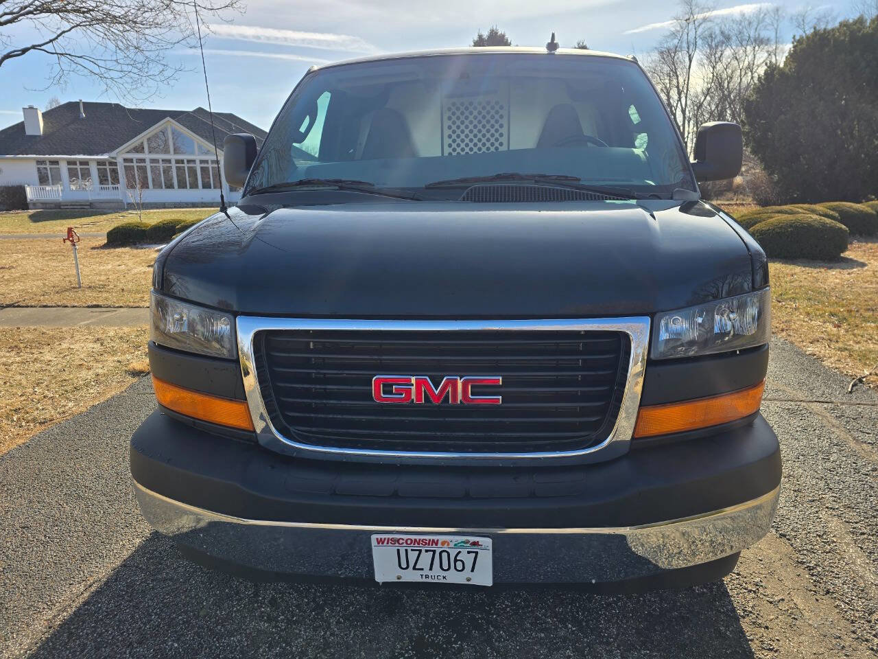 Used 2023 GMC Savana 3500 Extended w/ Driver Convenience Package image 2