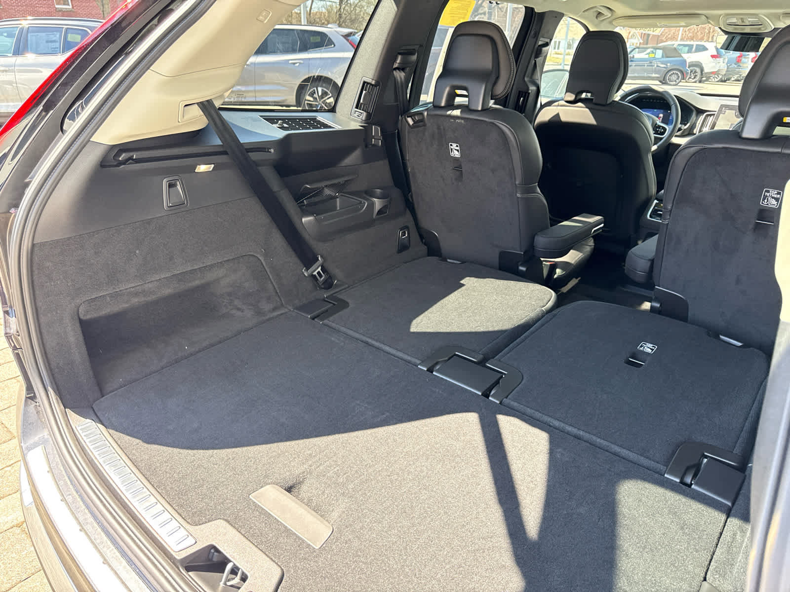 New 2026 Volvo XC90 T8 Ultra w/ Protection Package Premier AWD/4WD image 23