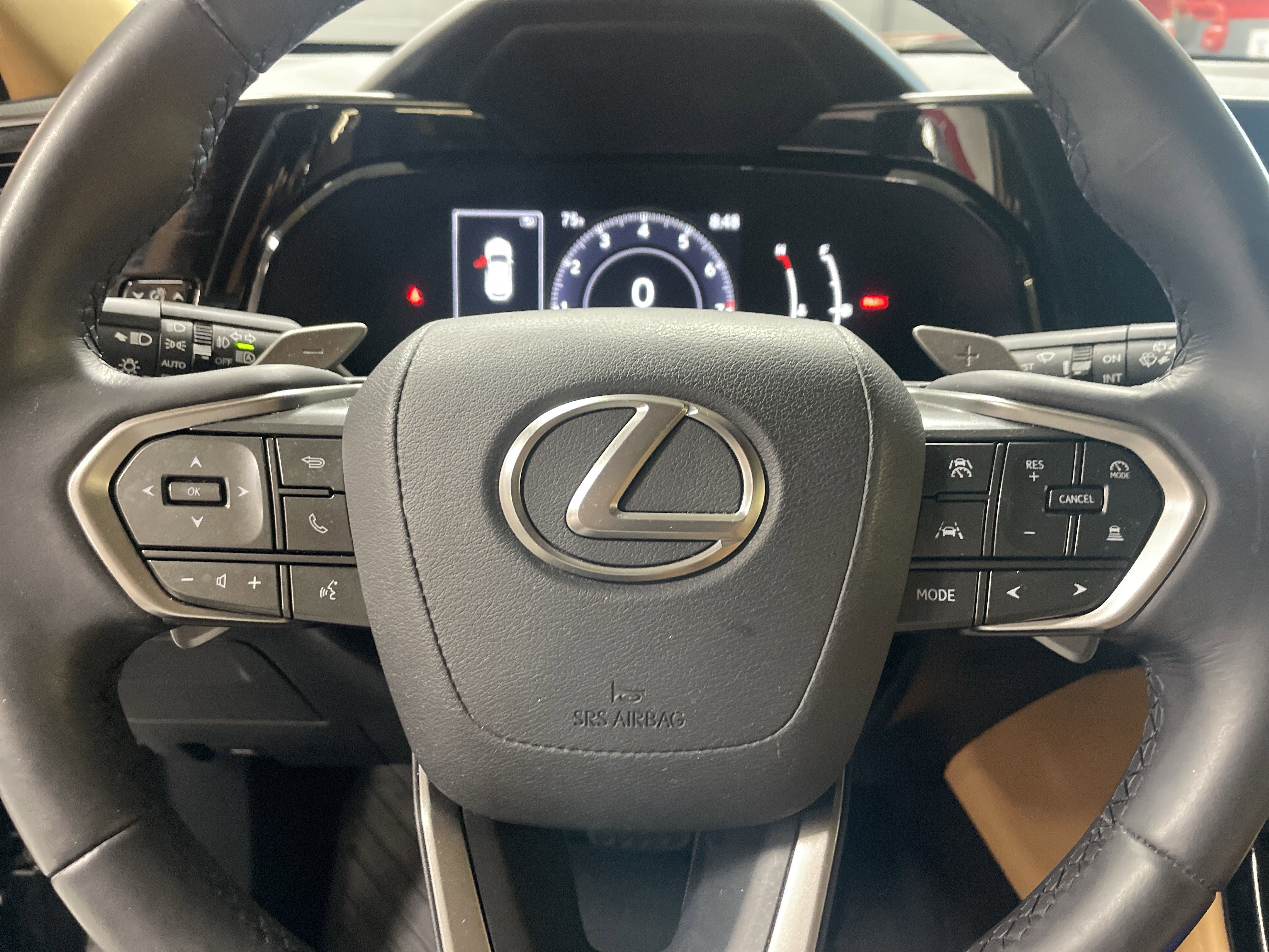 Used 2024 Lexus NX 250 FWD image 18