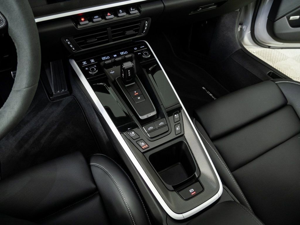 Certified 2026 Porsche 911 Targa 4 GTS image 18