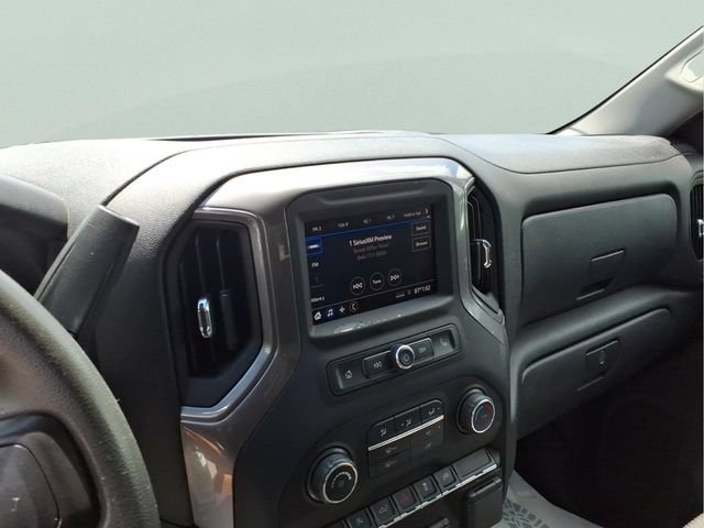 Used 2020 Chevrolet Silverado 1500 Custom w/ Custom Value Package AWD/4WD image 25