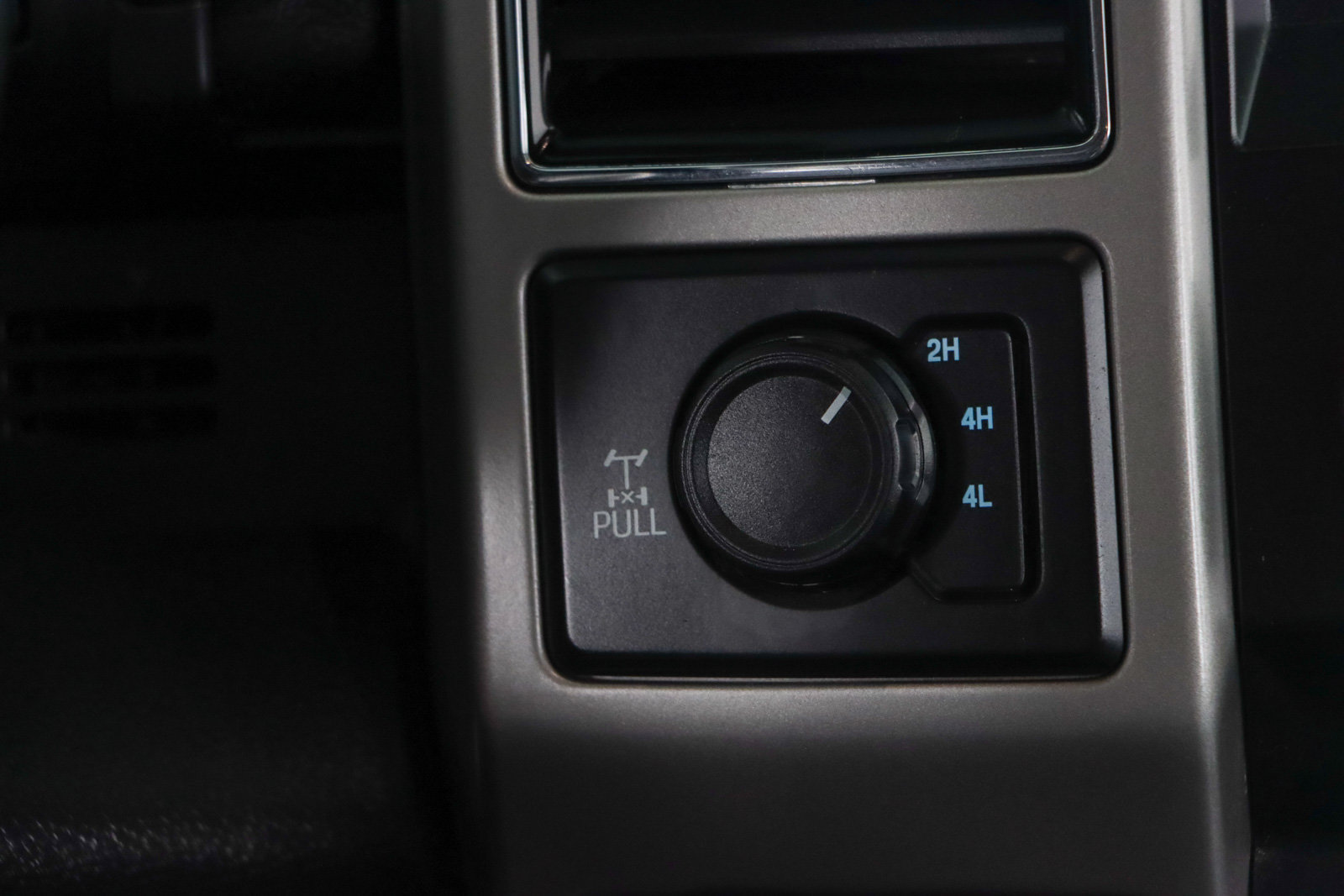 Used 2021 Ford F250 Lariat w/ Lariat Value Package AWD/4WD image 22