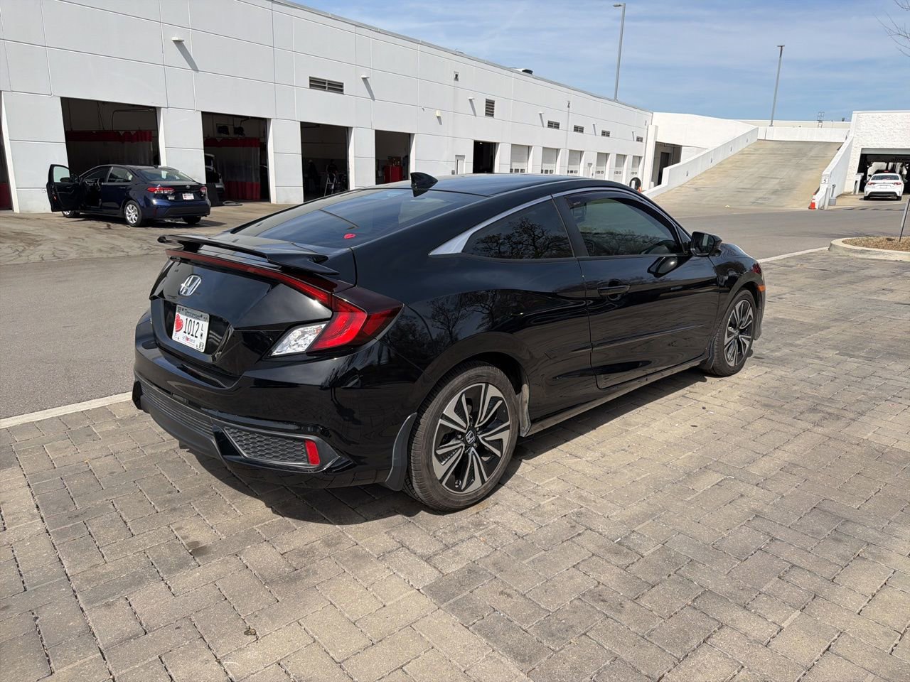 Used 2018 Honda Civic EX-T image 4