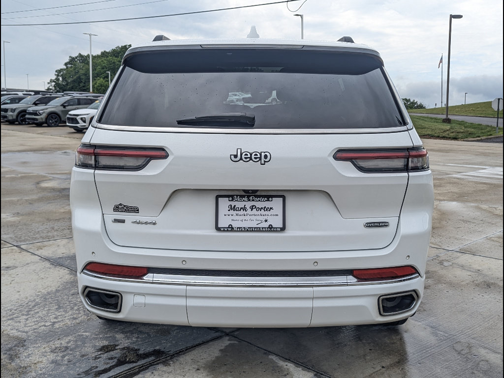 Used 2023 Jeep Grand Cherokee L Overland w/ Rear Seat Video Group I AWD/4WD image 10