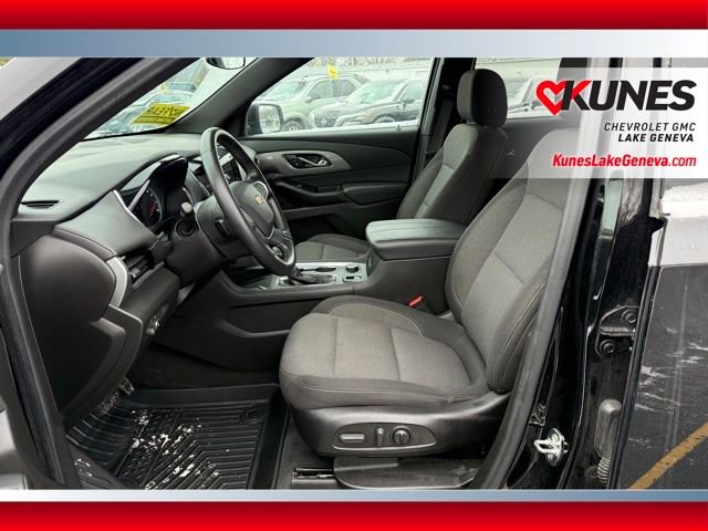 Used 2023 Chevrolet Traverse LT image 13