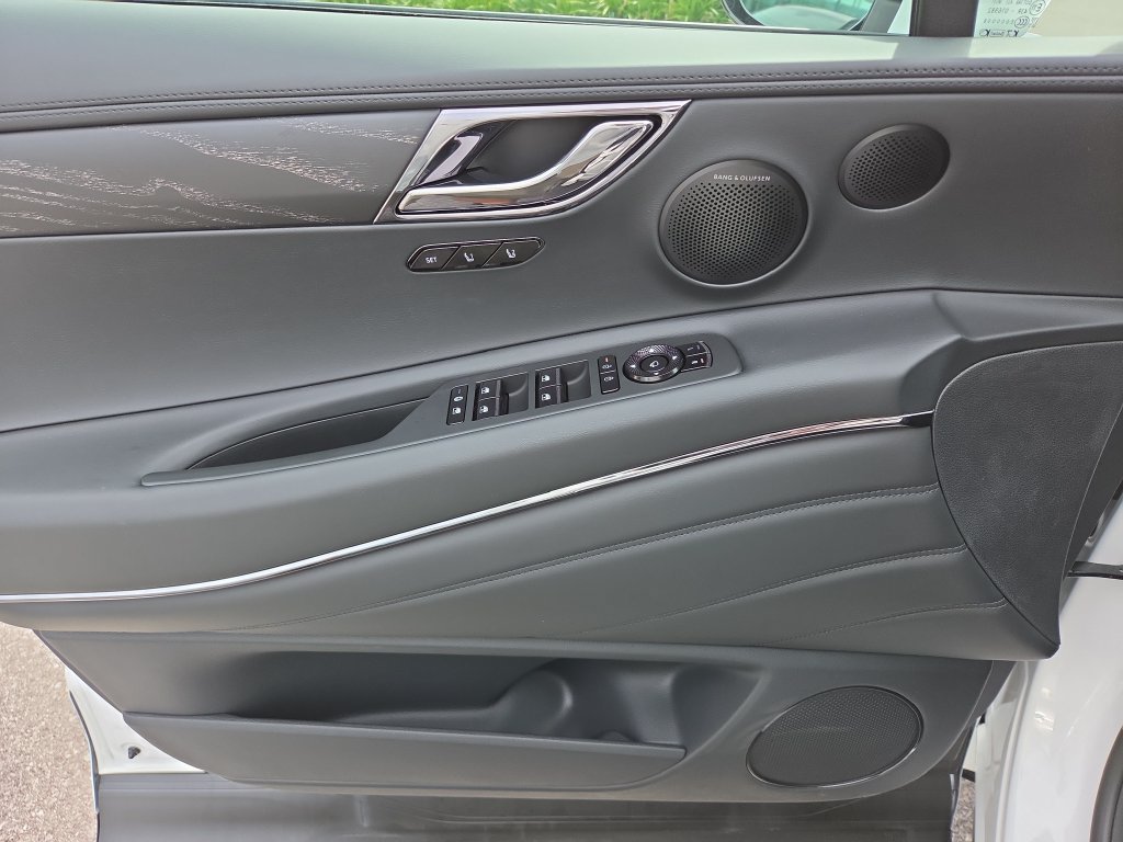 New 2027 Genesis GV80 3.5T Prestige AWD/4WD image 17