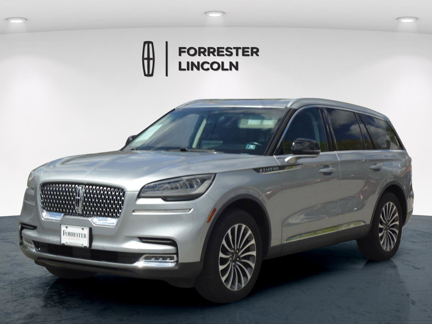Used 2020 Lincoln Aviator Reserve w/ Equipment Group 201A AWD/4WD image 7