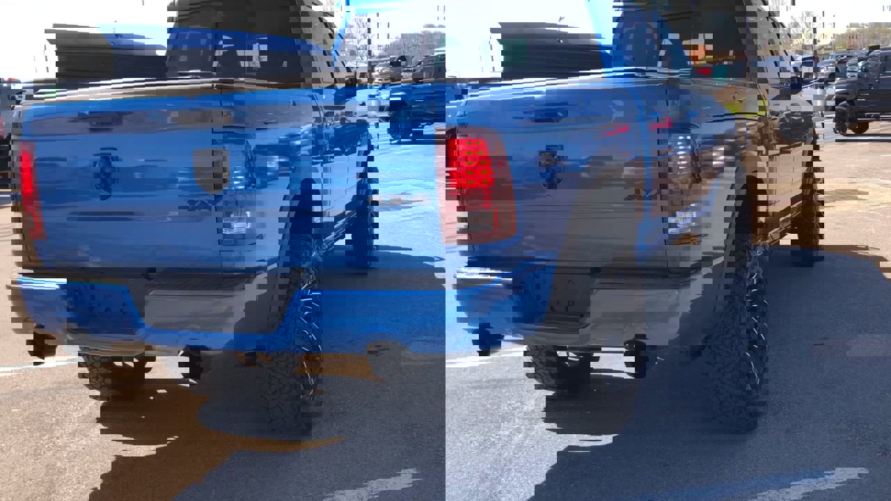 Used 2018 RAM 1500 Sport w/ Hydro Blue Sport Package image 7