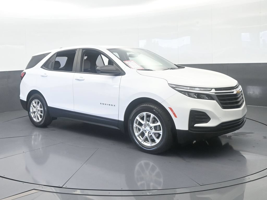 Used 2023 Chevrolet Equinox LS FWD image 8