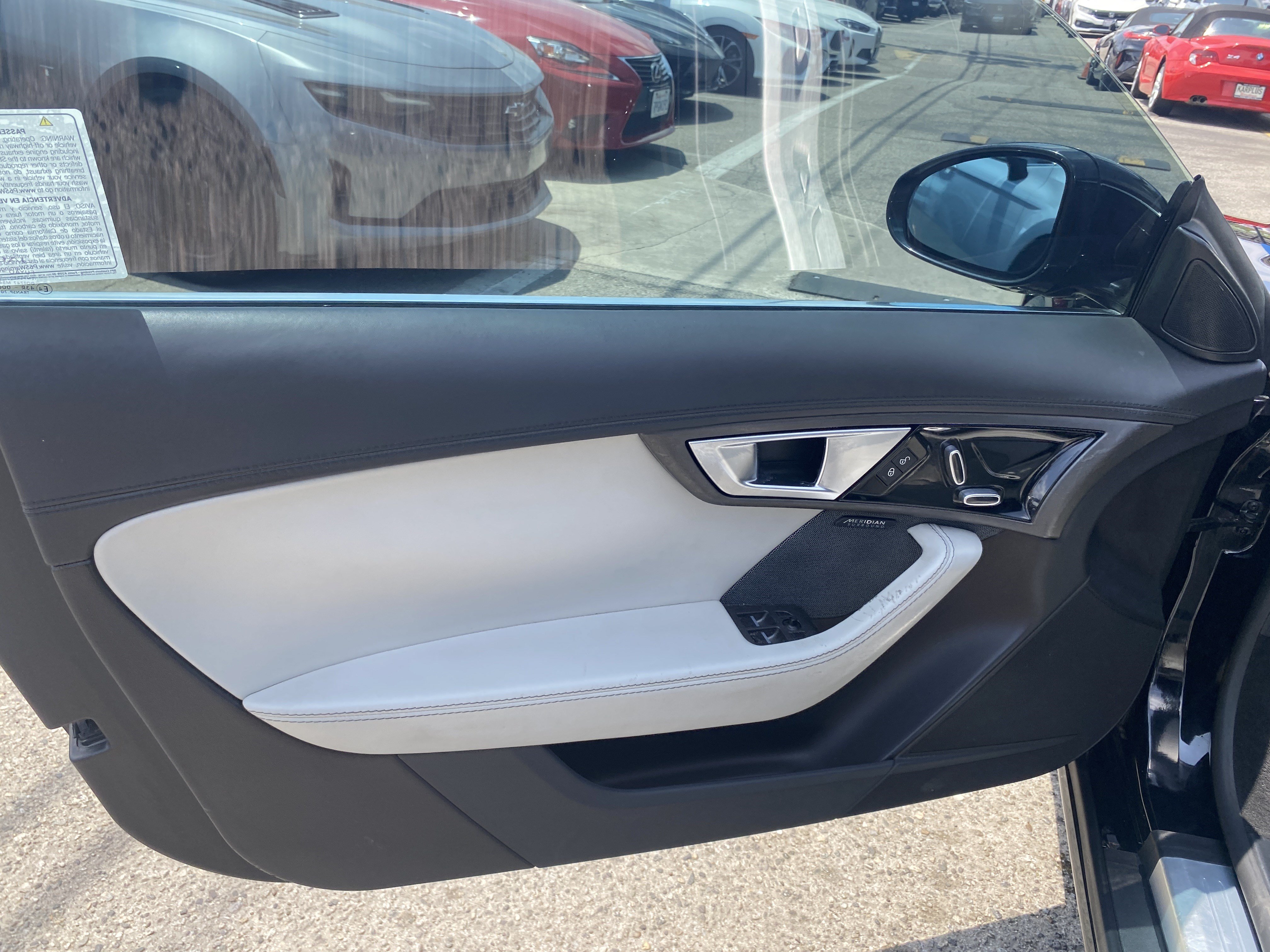 Used 2015 Jaguar F-TYPE Coupe RWD image 10