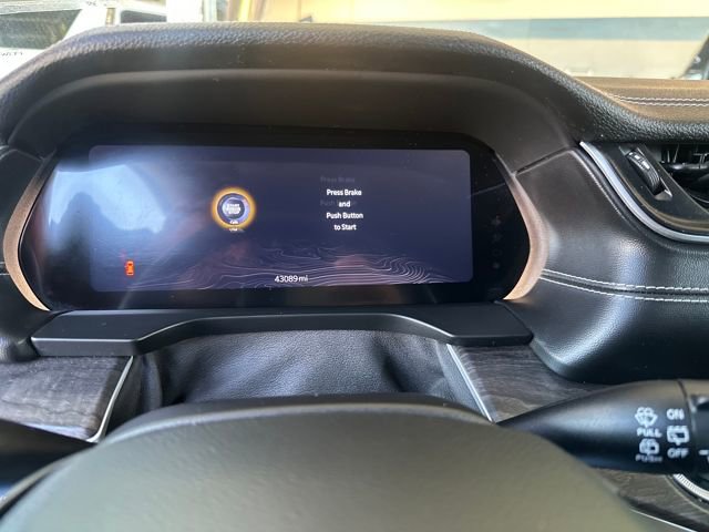 Used 2023 Jeep Grand Cherokee L Limited w/ Luxury Tech Group II image 14