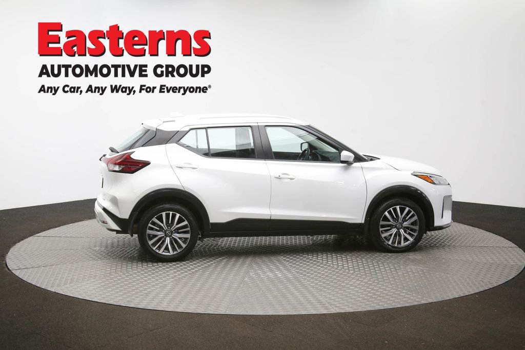 Used 2023 Nissan Kicks SV image 43