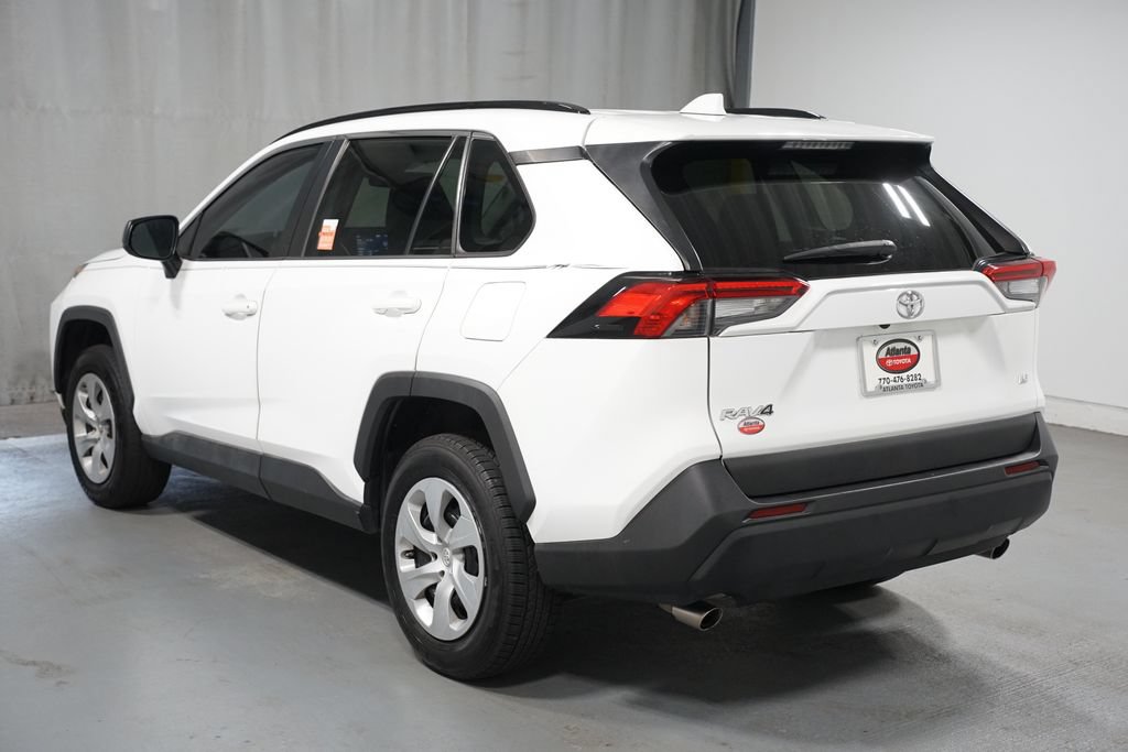 Used 2021 Toyota RAV4 LE FWD image 6