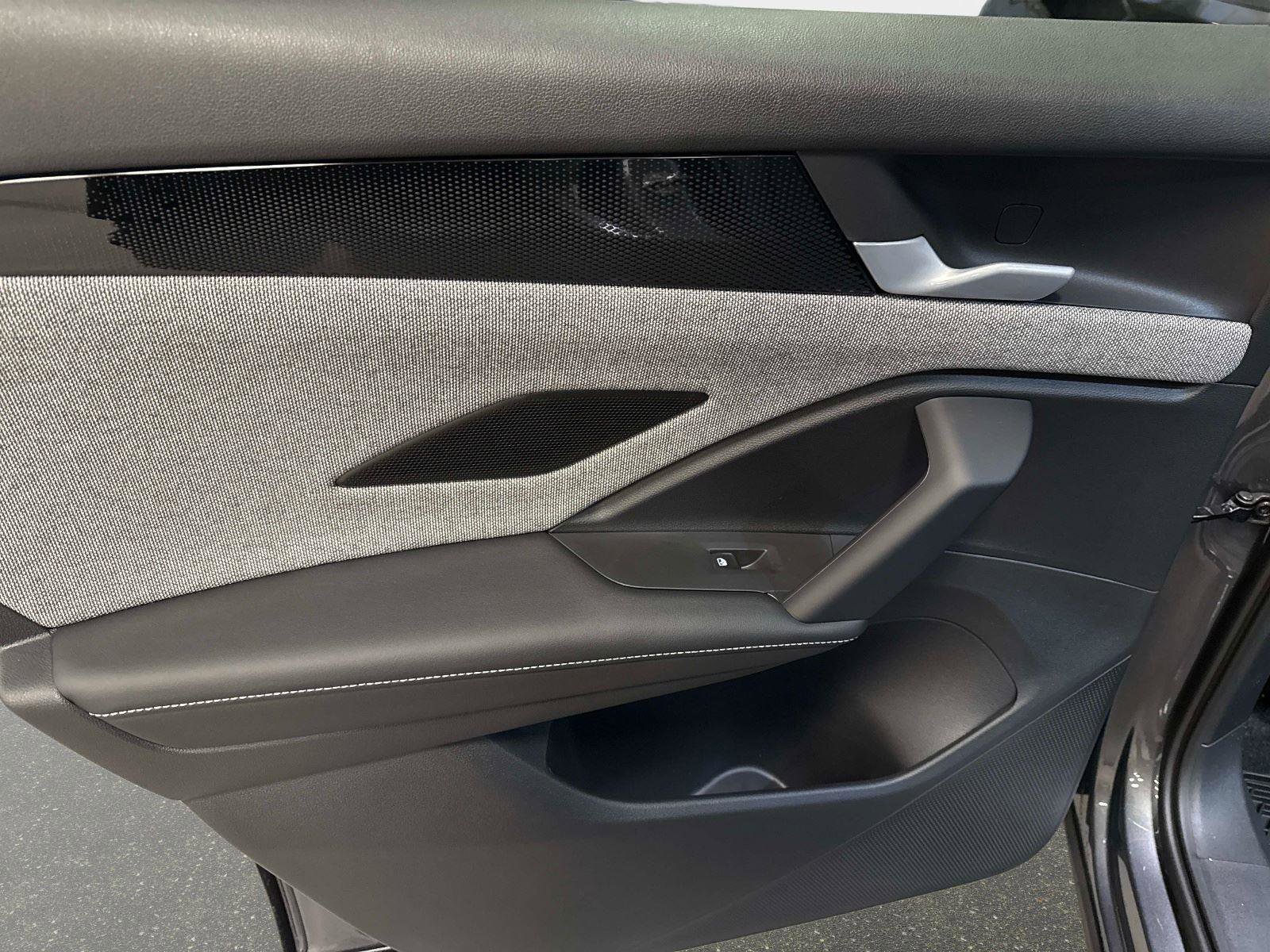 New 2026 Volkswagen Tiguan S image 11