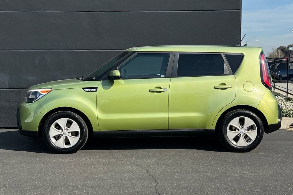 Used 2016 Kia Soul Base image 9