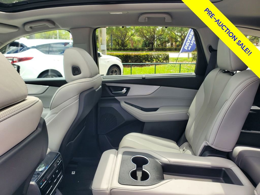 Certified 2023 Acura MDX FWD w/ Technology Package image 10