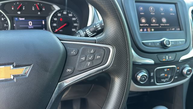 Used 2022 Chevrolet Equinox LS w/ LS Convenience Package FWD image 22