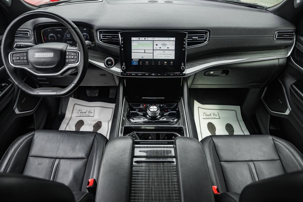 Used 2022 Jeep Wagoneer Series III image 24