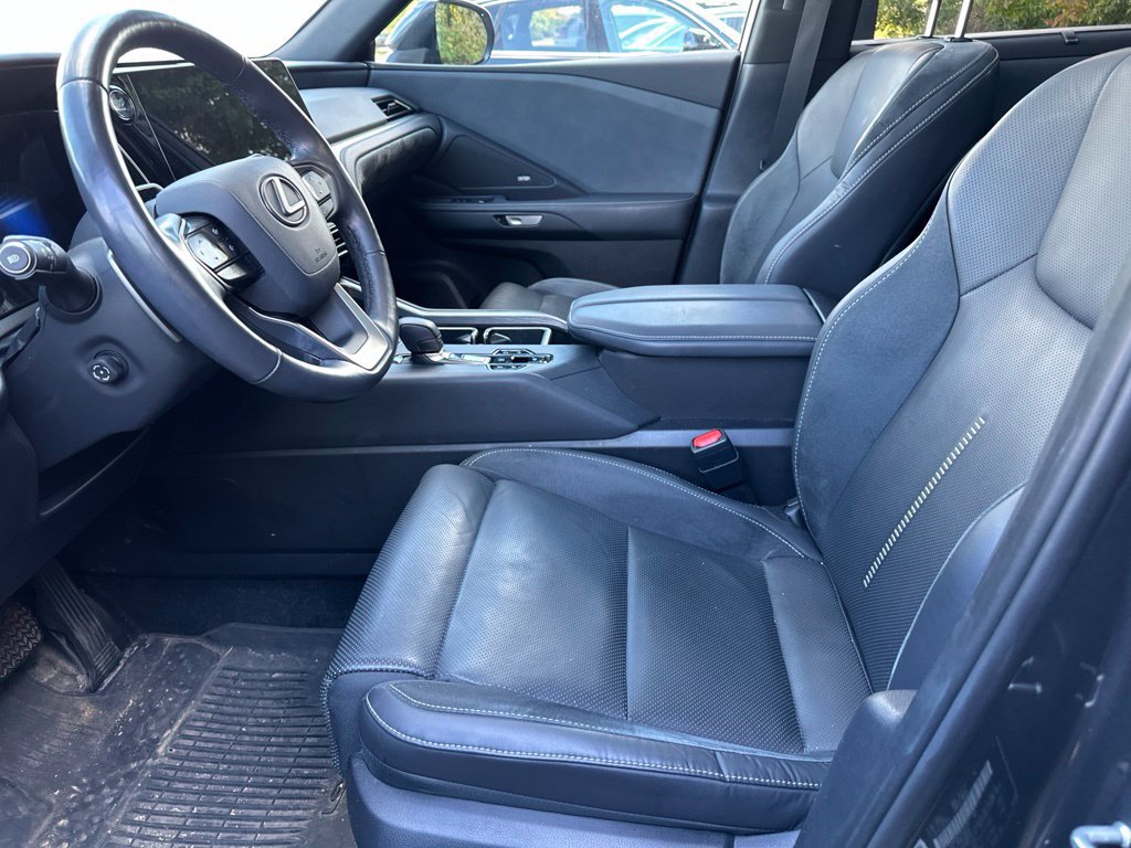 Used 2025 Lexus TX 350 AWD w/ Technology Package image 3