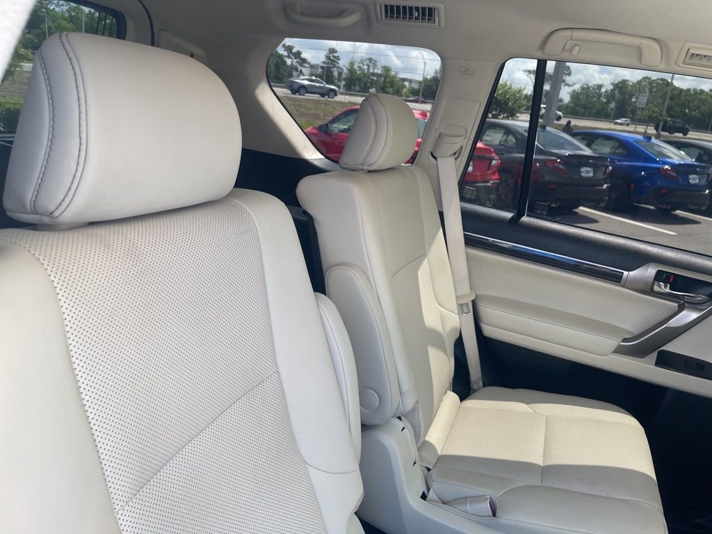 Used 2021 Lexus GX 460 Premium image 32