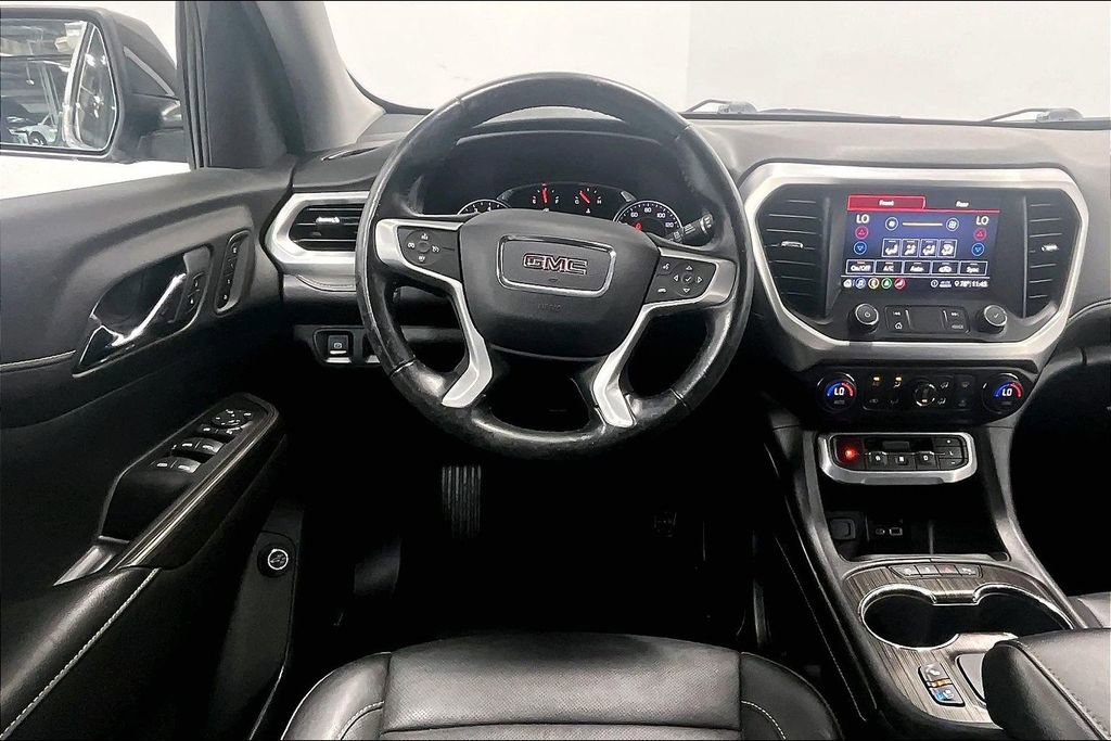 Used 2020 GMC Acadia SLT w/ Premium Package image 5