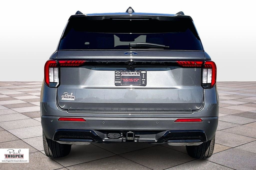 New 2026 Ford Explorer ST-Line w/ ST-Line Street Pack RWD image 4