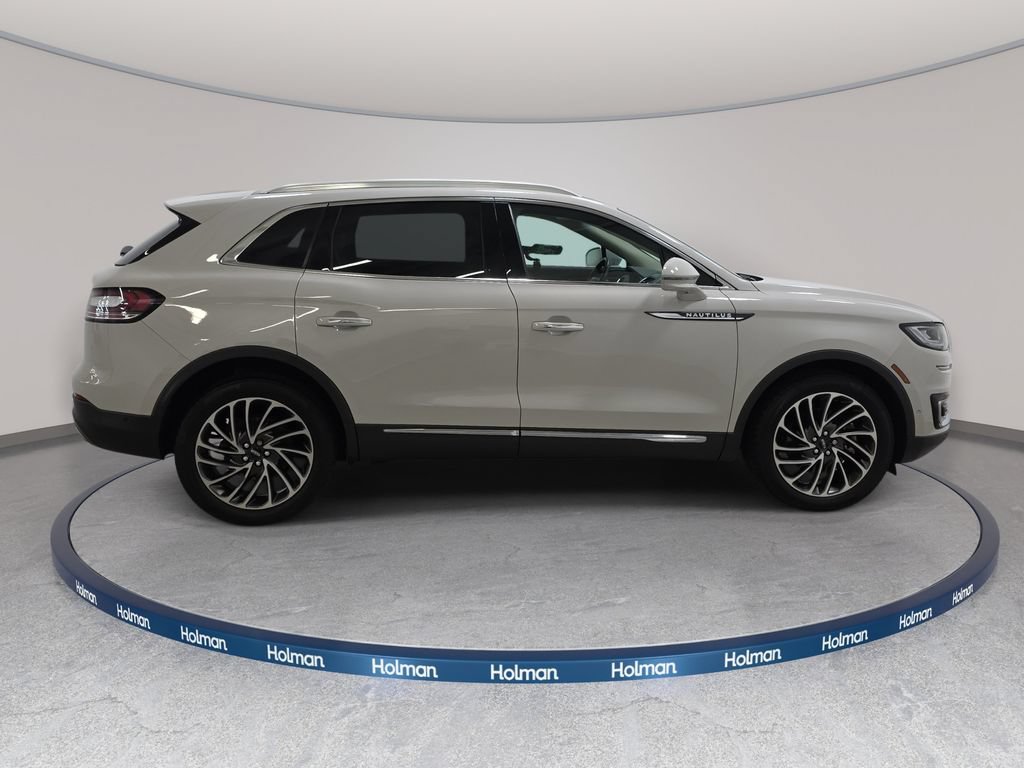 Used 2020 Lincoln Nautilus Reserve AWD/4WD image 5