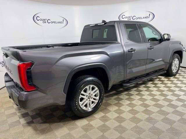Used 2022 Toyota Tundra SR5 w/ SR5 Convenience Package image 7