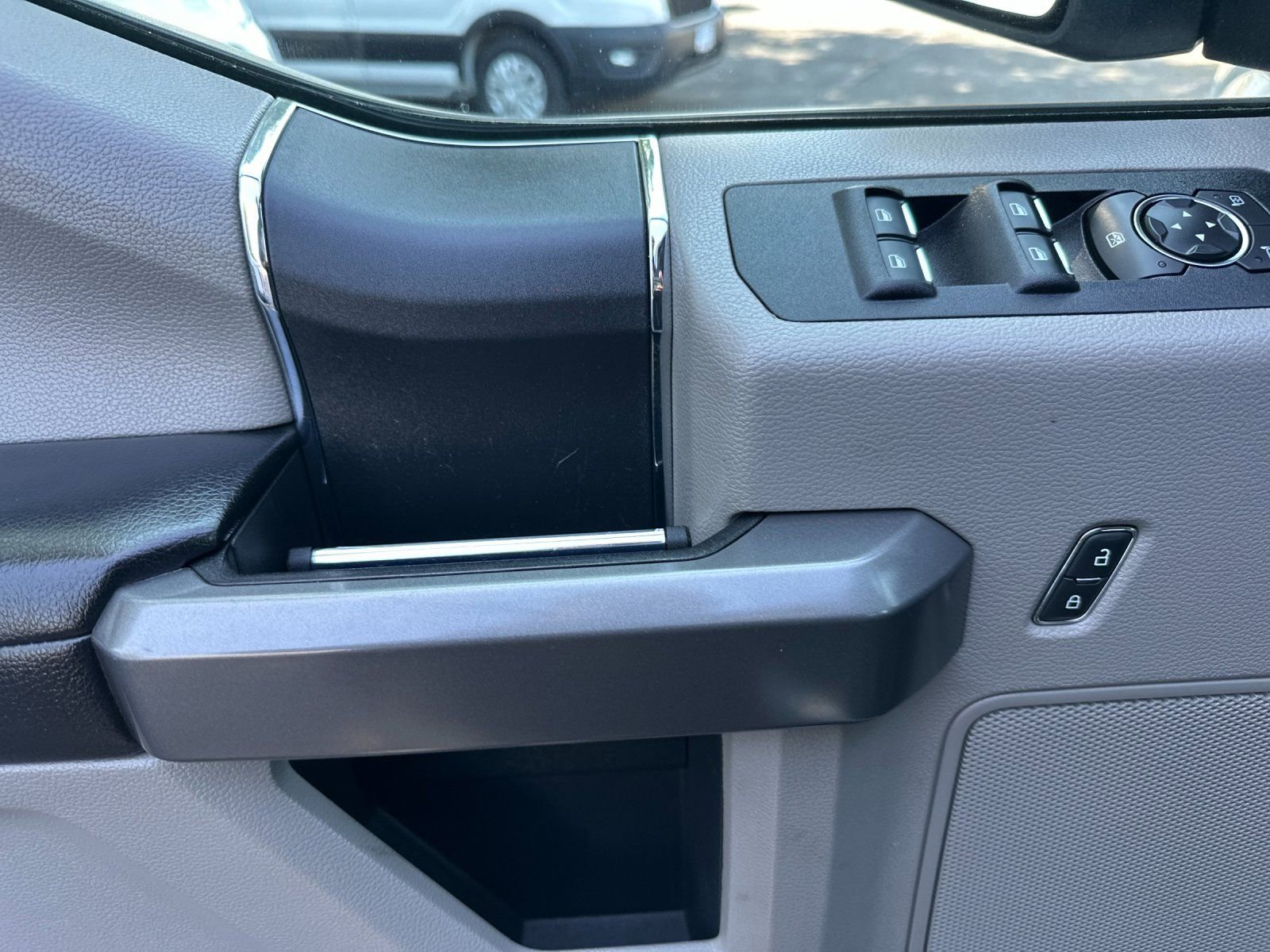 Used 2020 Ford F150 XLT w/ FX4 Off-Road Package image 11