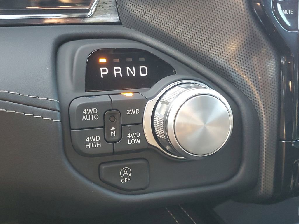 Used 2026 RAM 1500 Limited AWD/4WD image 31
