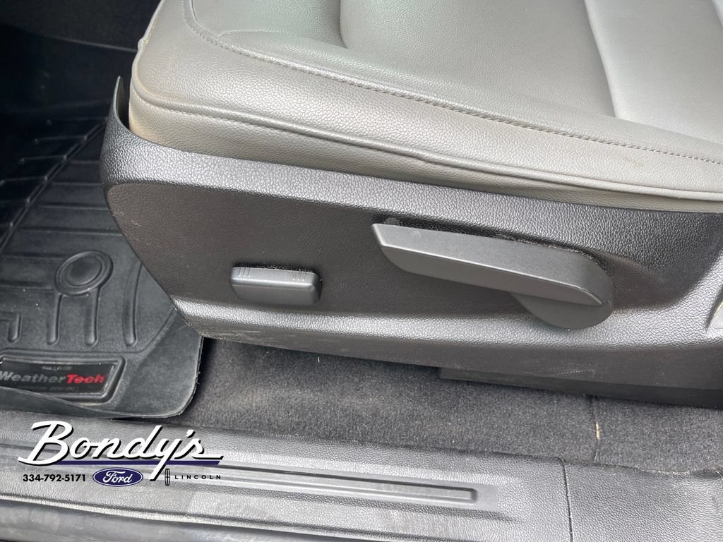 Used 2020 Chevrolet Colorado W/T w/ WT Convenience Package RWD image 9