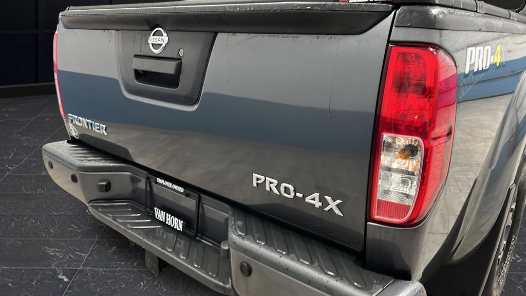Used 2016 Nissan Frontier PRO-4X image 35