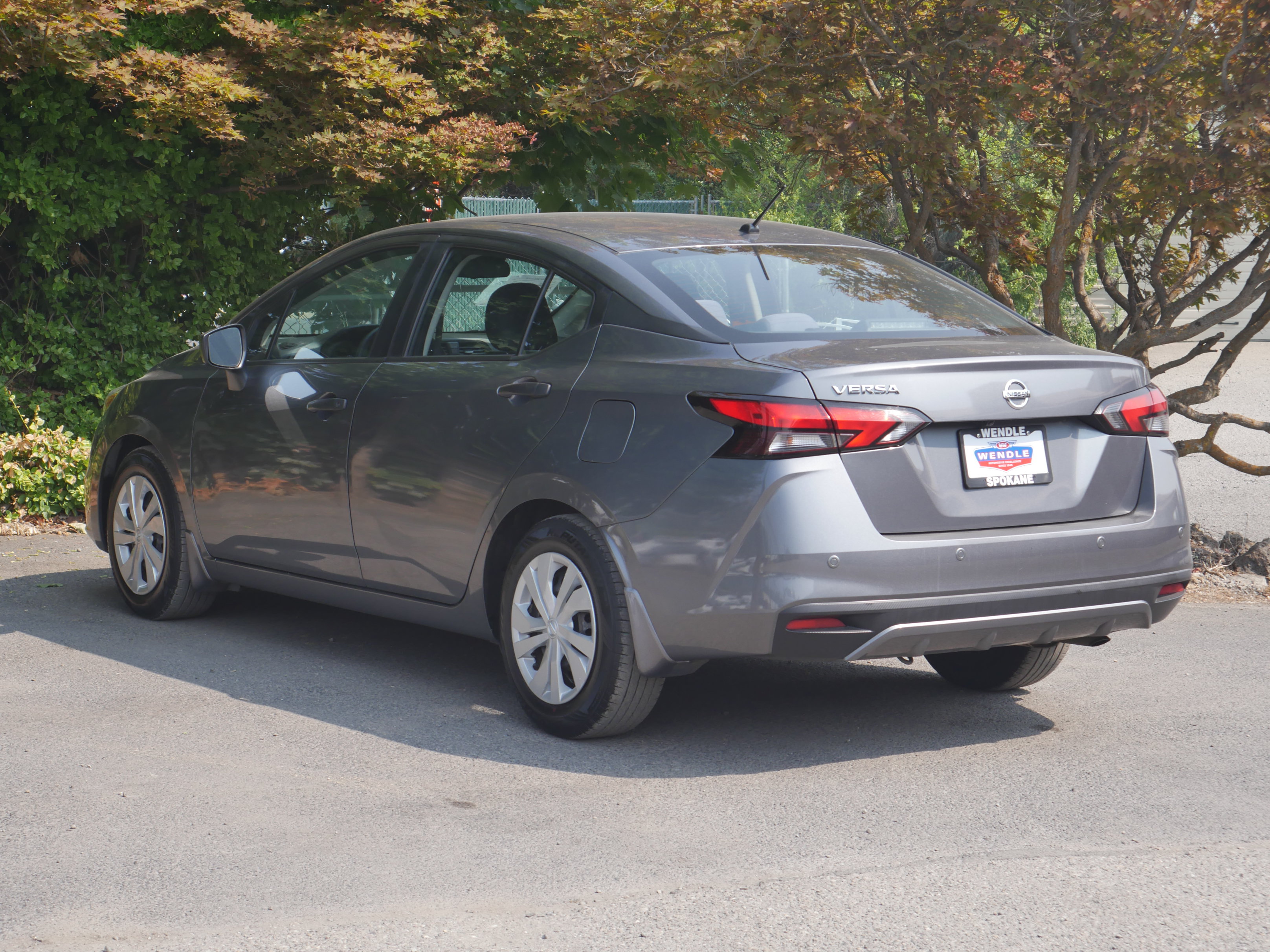 Used 2020 Nissan Versa S FWD image 15