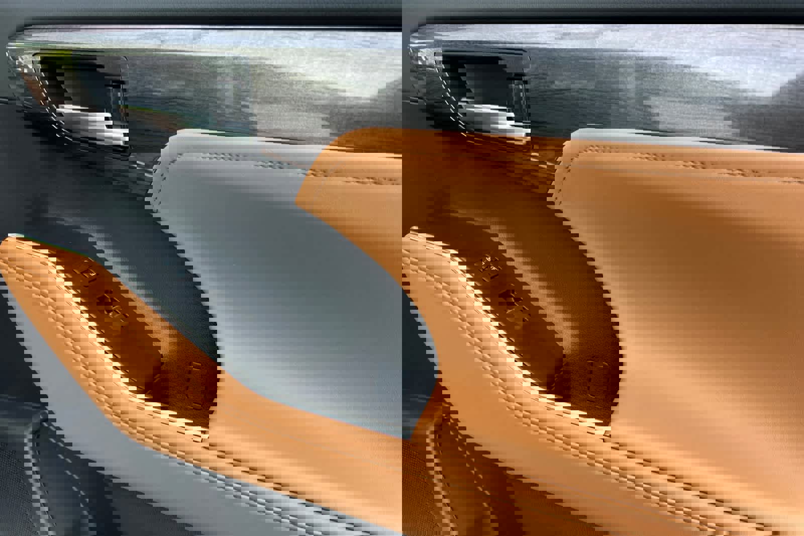 New 2026 Toyota Highlander Platinum image 18