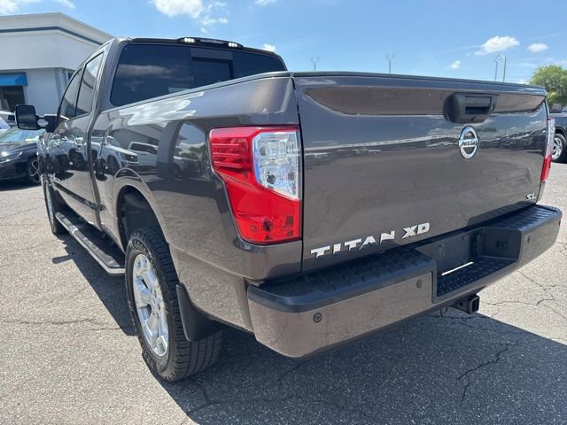 Used 2016 Nissan Titan SL RWD image 6