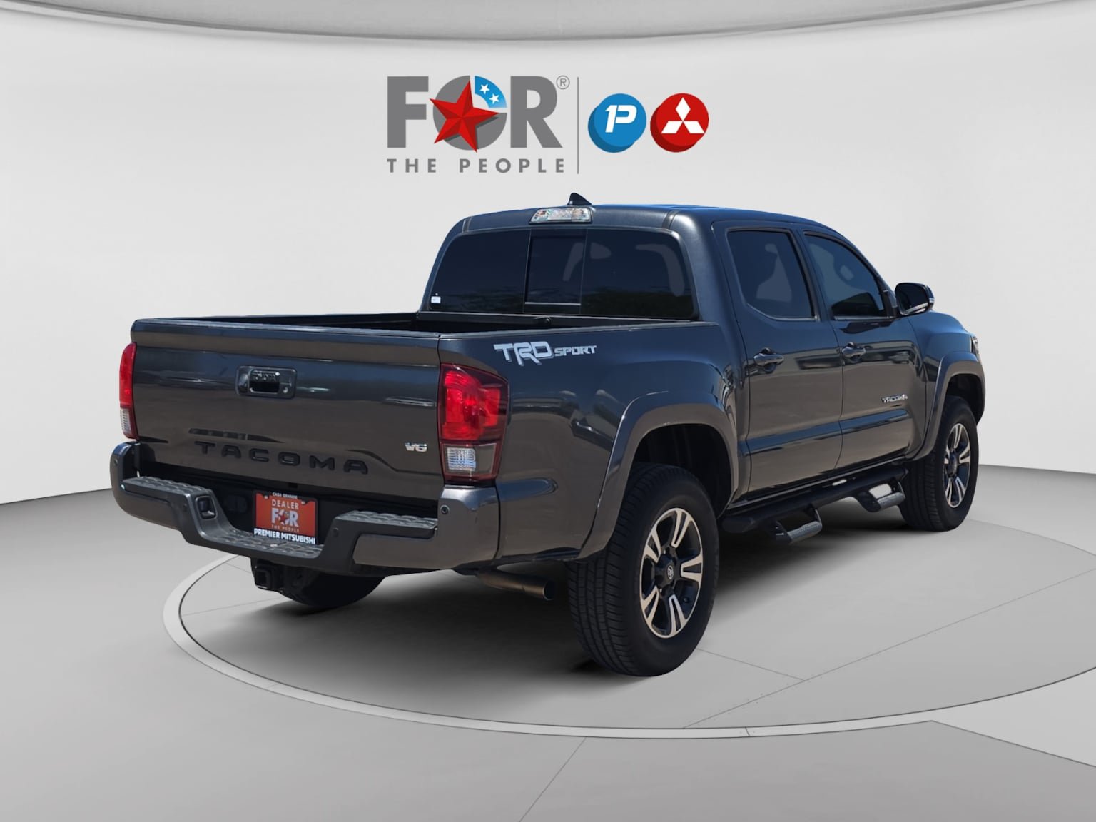 Used 2019 Toyota Tacoma TRD Sport w/ TRD Premium Sport Package RWD image 5