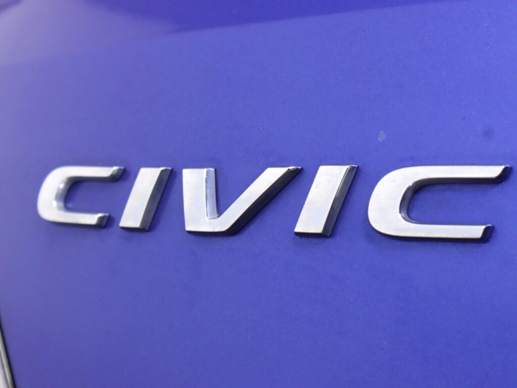 Used 2017 Honda Civic Sport image 31