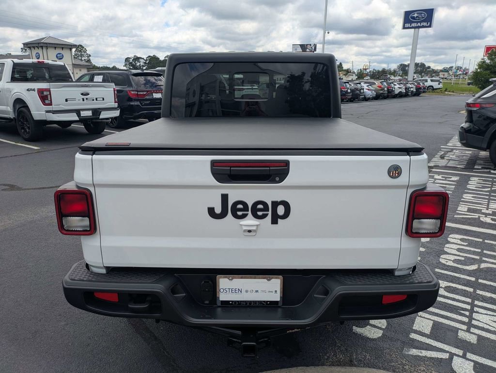 Used 2024 Jeep Gladiator Sport AWD/4WD image 6