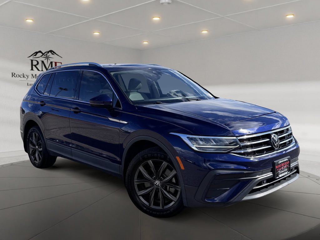 Used 2022 Volkswagen Tiguan SE w/ Panoramic Sunroof Package AWD/4WD image 1