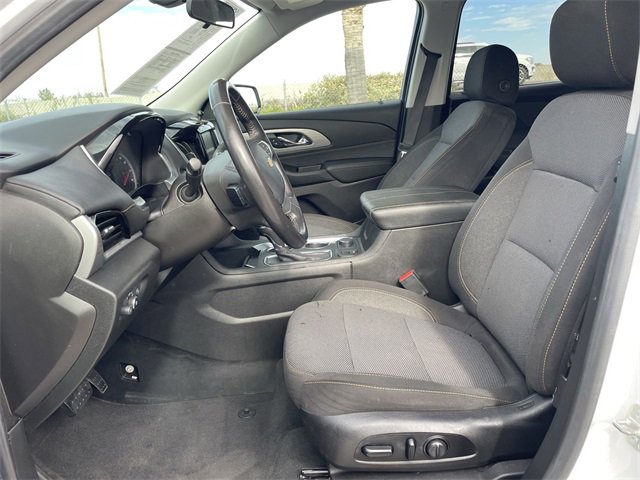 Used 2019 Chevrolet Traverse LT w/ LPO, Blackout Package image 18