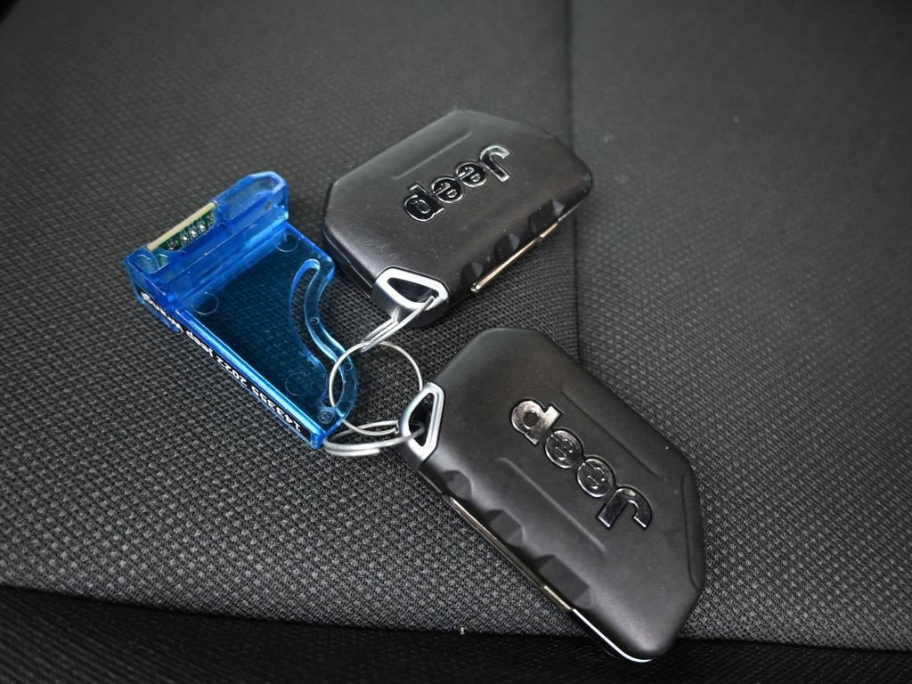 Used 2022 Jeep Wrangler Sport image 52