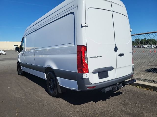 Used 2026 Mercedes-Benz Sprinter 2500 image 3