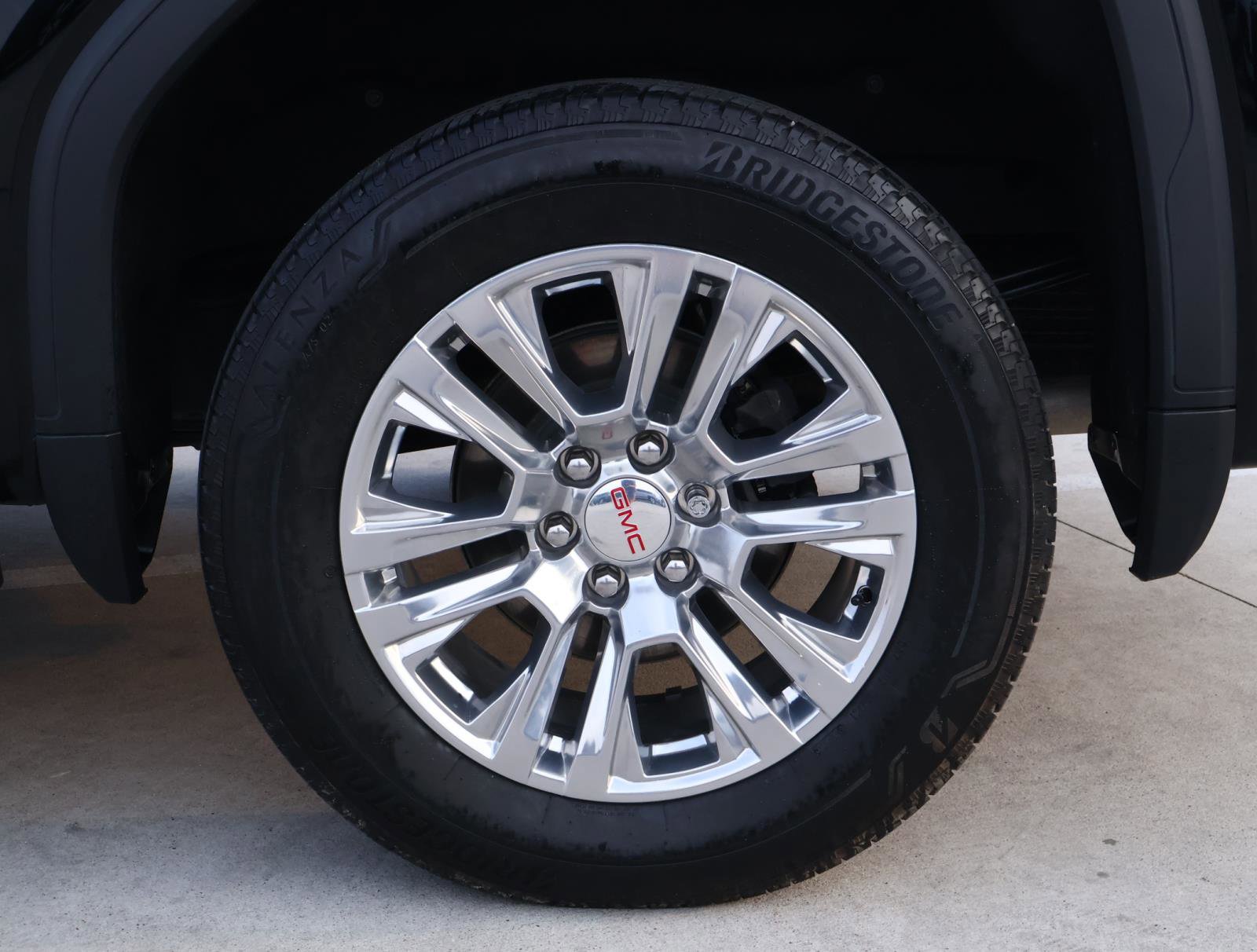 Used 2024 GMC Sierra 1500 Denali w/ Technology Package image 9